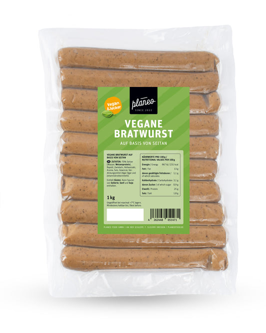 Unsere Vegane Bratwurst von planeo ist lecker gewürzt, schmeckt super vom Grill und reicht für viele hungrige Münder!