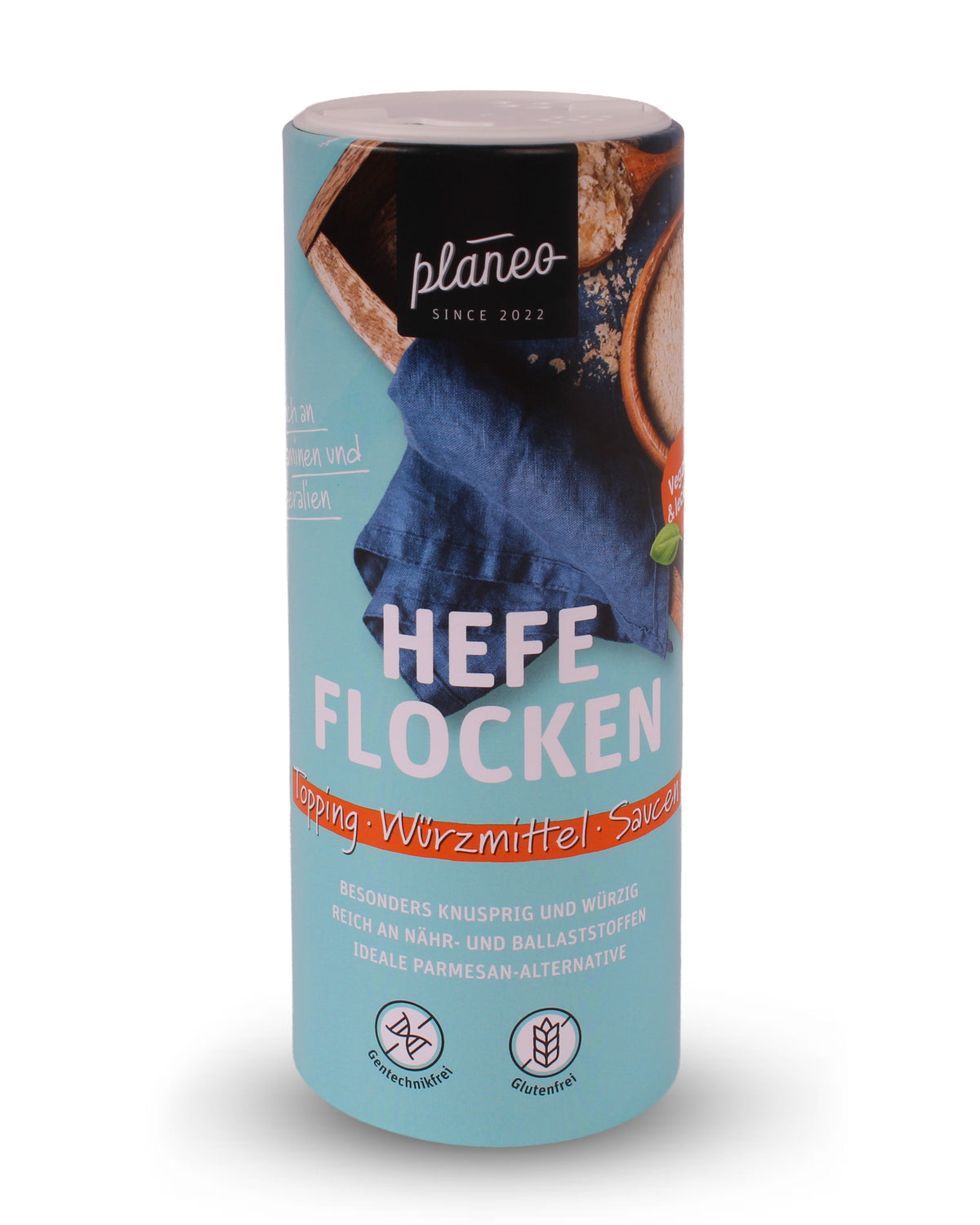 Die leckeren Hefeflocken von planeo gibt es jetzt auch in der praktischen 80g-Streudose! Ideal als veganer Parmesan-Ersatz oder einfach nur als Würzmittel, darf die edle Dose auf keinem Esstisch mehr fehlen.